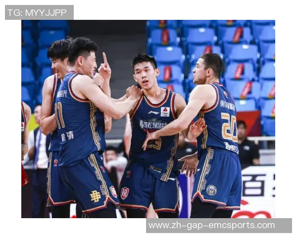 西安篮球队灵活性分析与战术创新探讨助力球队发展 西安篮球队灵活性分析与战术创新探讨助力球队发展